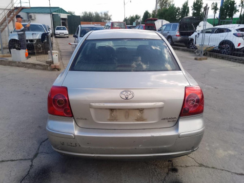  TOYOTA AVENSIS BERLINA (T25) 