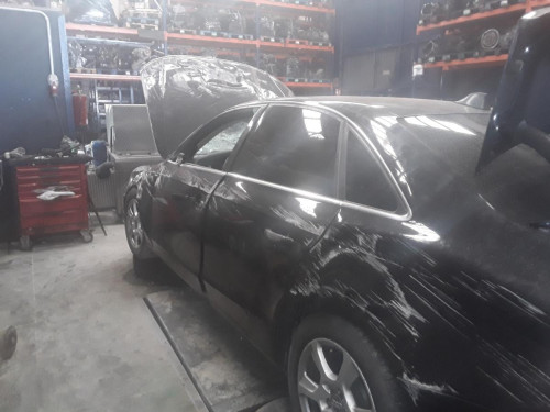  AUDI A4 BERLINA (8K2) 