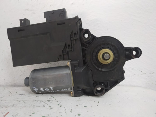 MOTOR ELEVALUNAS DELANTERO IZQUIERDO Peugeot 307 (S1)(04.2001) 