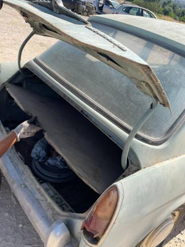 » OTROS... MODELOS — Donor Vehicle for Used Parts 