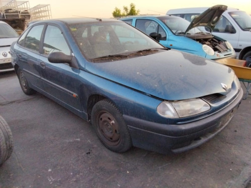 RENAULT LAGUNA (B56) — vehículo donante para recambios 