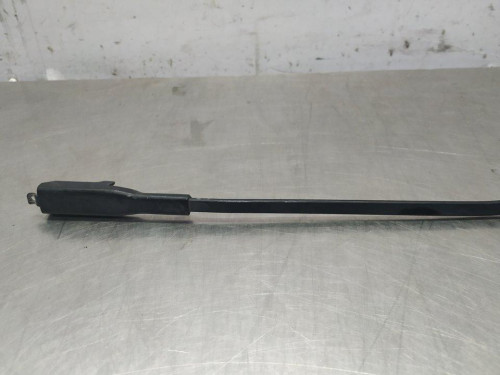  BRAZO LIMPIA DELANTERO DERECHO Mercedes-Benz CLASE B (BM 245) 