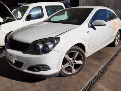 OPEL ASTRA H GTC