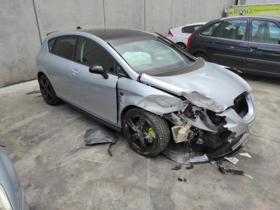 SEAT LEON (1P1)
