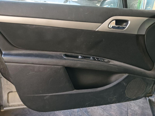 PEUGEOT 407 — автомобиль-донор на запчасти 