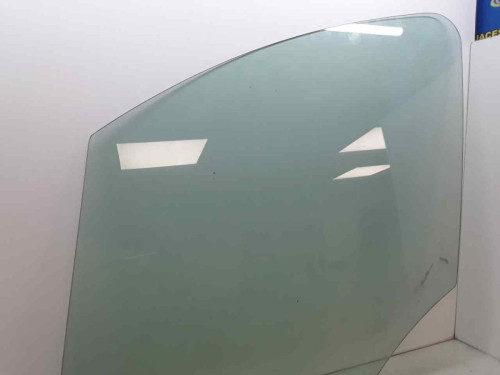 LUNA DELANTERA IZQUIERDA Peugeot PARTNER TEPEE 