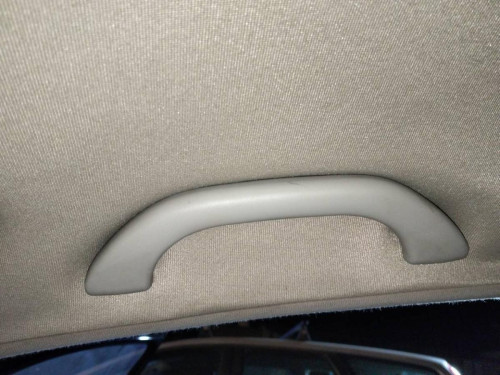 ASIDERO TECHO DELANTERO DERECHO Volkswagen PASSAT BERLINA (3B2) 