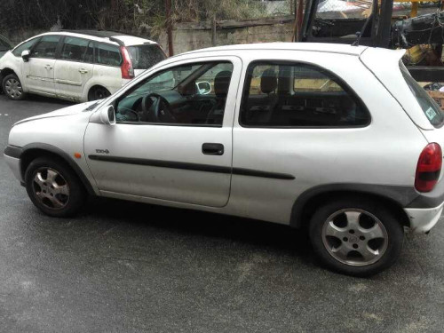  OPEL CORSA B 