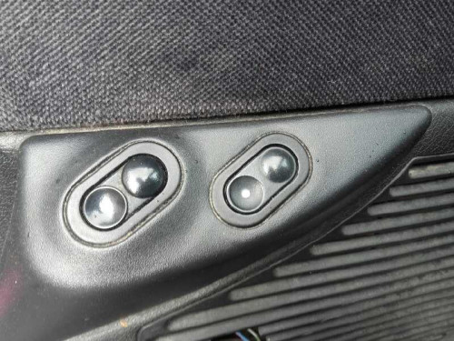  OPEL CORSA B 