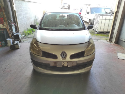 RENAULT CLIO III — автомобиль-донор на запчасти 