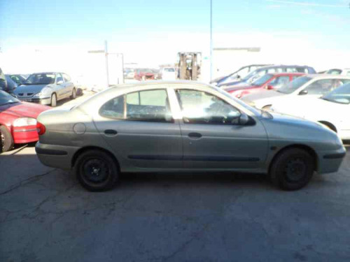 RENAULT MEGANE I CLASSIC (LA0) — автомобиль-донор на запчасти 