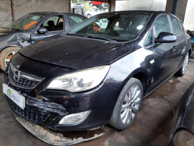 OPEL ASTRA J BERLINA 5P