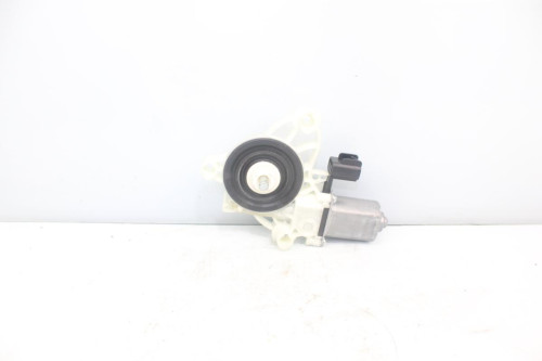 MOTOR ELEVALUNAS DELANTERO IZQUIERDO 