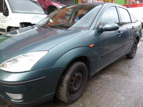  FORD FOCUS BERLINA (CAK) 