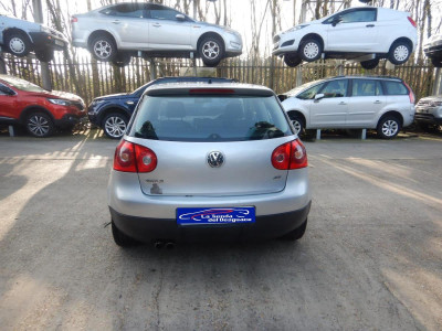 VOLKSWAGEN GOLF V (1K1)(10.2003)