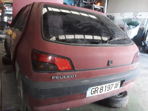 PEUGEOT 306 3/5 PT. (S1)(01.1993) — vehículo donante para recambios 