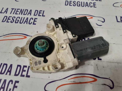  MOTOR ELEVALUNAS TRASERO DERECHO 
