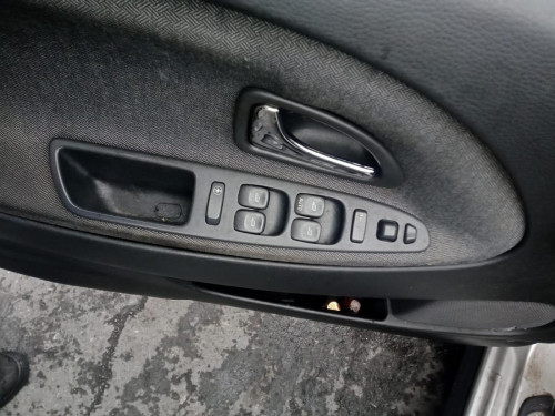  VOLVO S40 BERLINA 