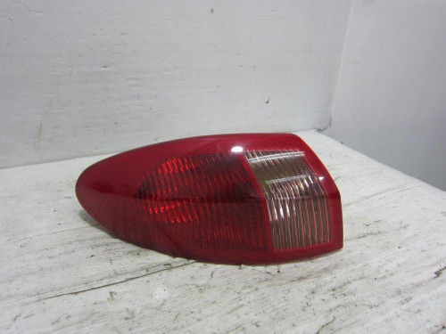  PILOTO TRASERO IZQUIERDO ALFA ROMEO 147 (190) 