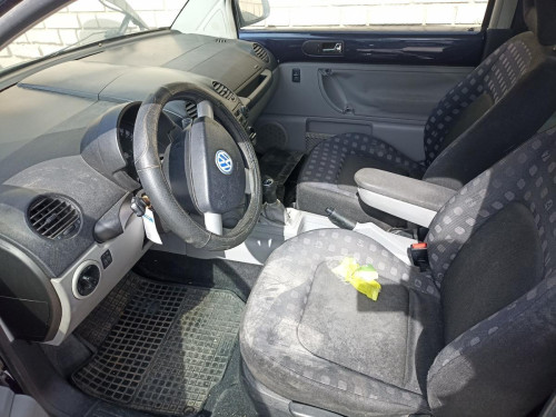 VOLKSWAGEN NEW BEETLE BERLINA (9C1/1C1) — vehículo donante para recambios 
