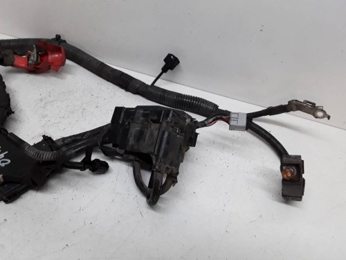 CABEZAL INYECCION Toyota AVENSIS (T27) 