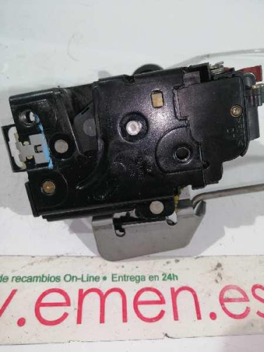  CERRADURA PUERTA DELANTERA DERECHA AUDI A4 AVANT (8E) 