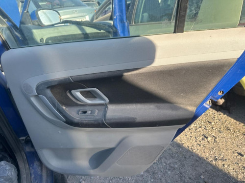 GUARNECIDO PUERTA TRASERA DERECHA Skoda FABIA COMBI (5J5) 