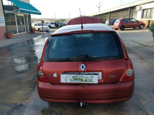  Renault Clio II Fase II (B/CB0)(2001->) SIN IDENTIFICAR 