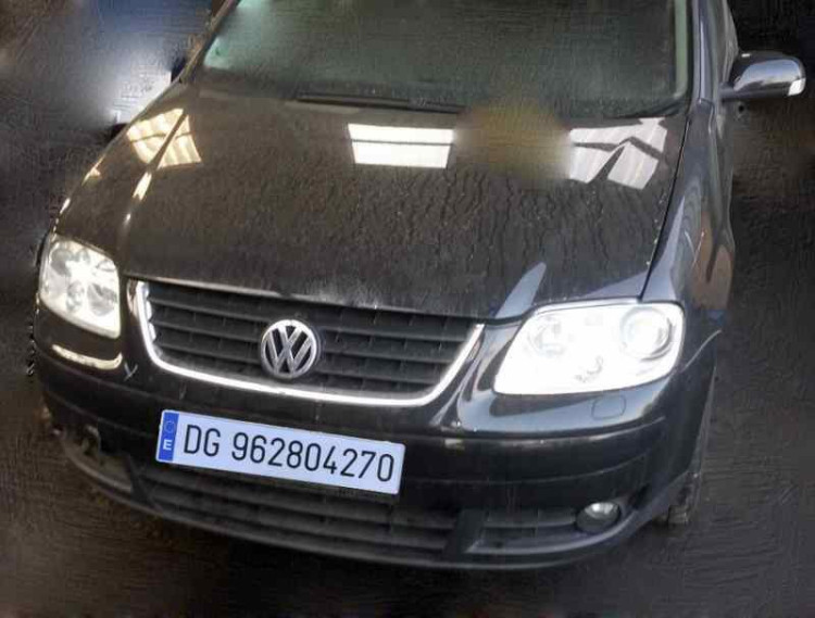 VOLKSWAGEN TOURAN (1T1)