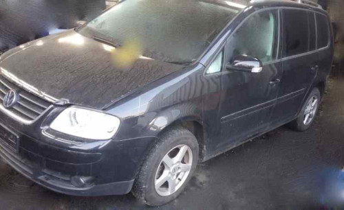  VOLKSWAGEN TOURAN (1T1) 