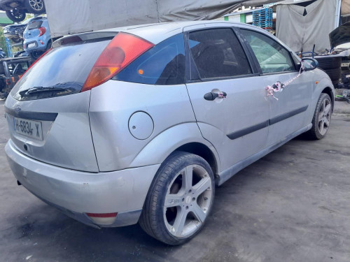  FORD FOCUS BERLINA (CAK) 