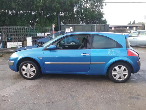  RENAULT MEGANE II BERLINA 3P 