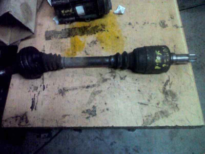 TRANSMISION DELANTERA IZQUIERDA