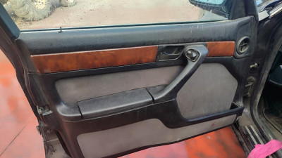 BMW SERIE 7 (E32)