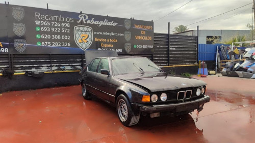  BMW SERIE 7 (E32) 