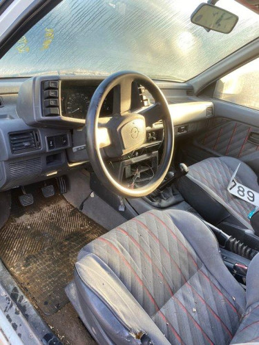 OPEL FRONTERA A — vehículo donante para recambios 