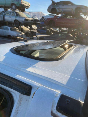 OPEL FRONTERA A — vehículo donante para recambios 