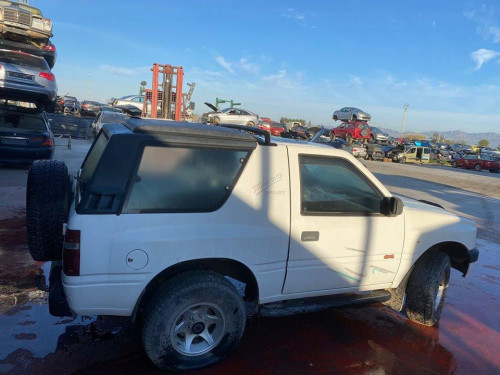 OPEL FRONTERA A — vehículo donante para recambios 