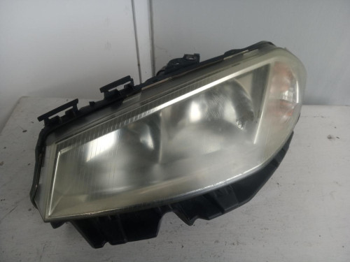 FARO IZQUIERDO Renault MEGANE II BERLINA 3P 