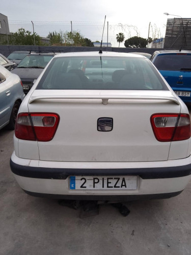 SEAT CORDOBA BERLINA (6K2) — автомобиль-донор на запчасти 
