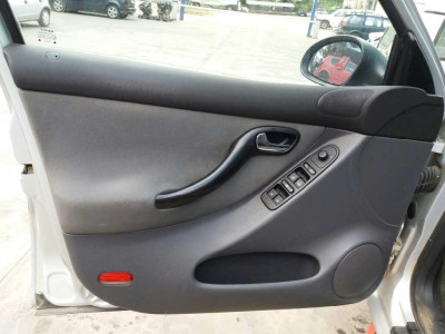 SEAT TOLEDO (1M2)