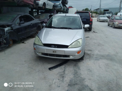 FORD FOCUS BERLINA (CAK)