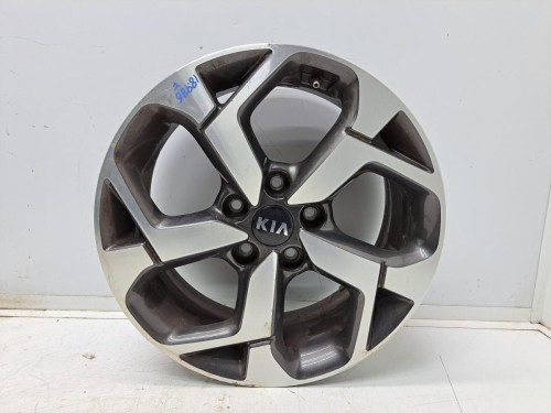 LLANTA KIA SPORTAGE (QL) 