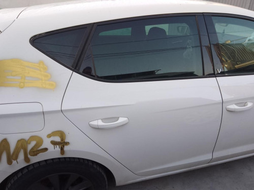PUERTA TRASERA DERECHA SEAT LEON (5F1) 