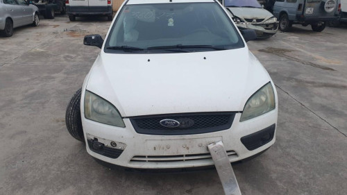 FORD FOCUS BERLINA (CAP) — vehículo donante para recambios 