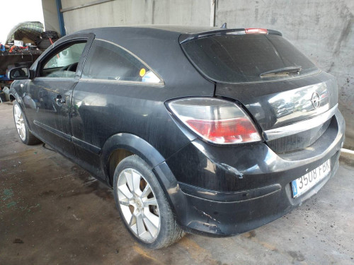  OPEL ASTRA H GTC 