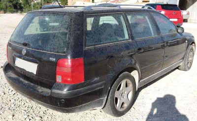 VOLKSWAGEN PASSAT VARIANT (3B5)