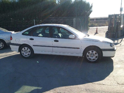  RENAULT LAGUNA (B56) 