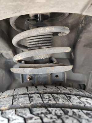 AMORTIGUADOR DELANTERO DERECHO