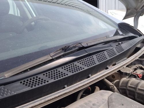 BRAZO LIMPIA DELANTERO IZQUIERDO Kia CEED (JD) 
